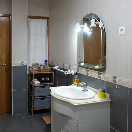 Casa Espacosa Em - Ilha Terceira Apartment