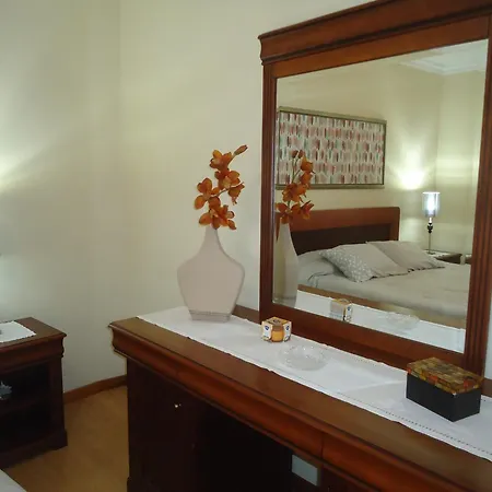 Apartamento Casa Espaçosa Em - Ilha Terceira