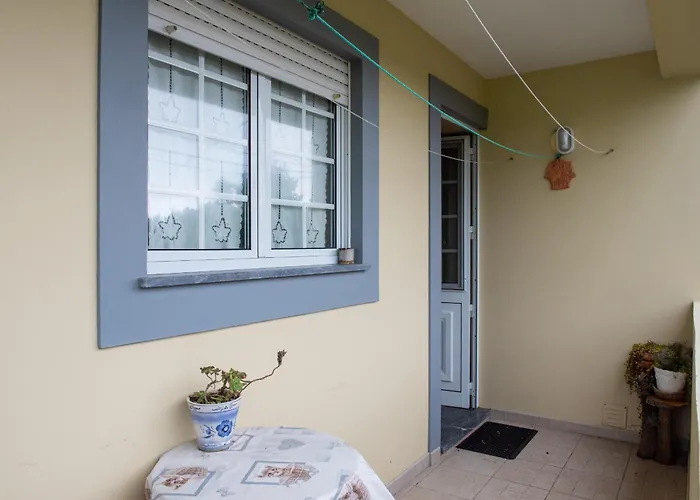 Casa Espacosa Em - Ilha Terceira Apartment Angra do Heroismo