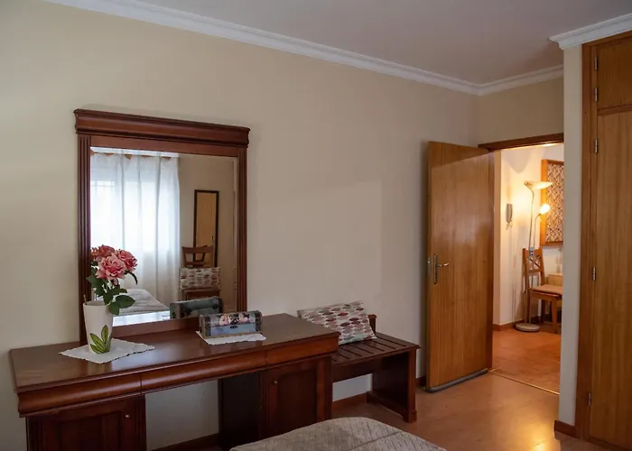 Casa Espacosa Em - Ilha Terceira Apartmán Angra do Heroísmo